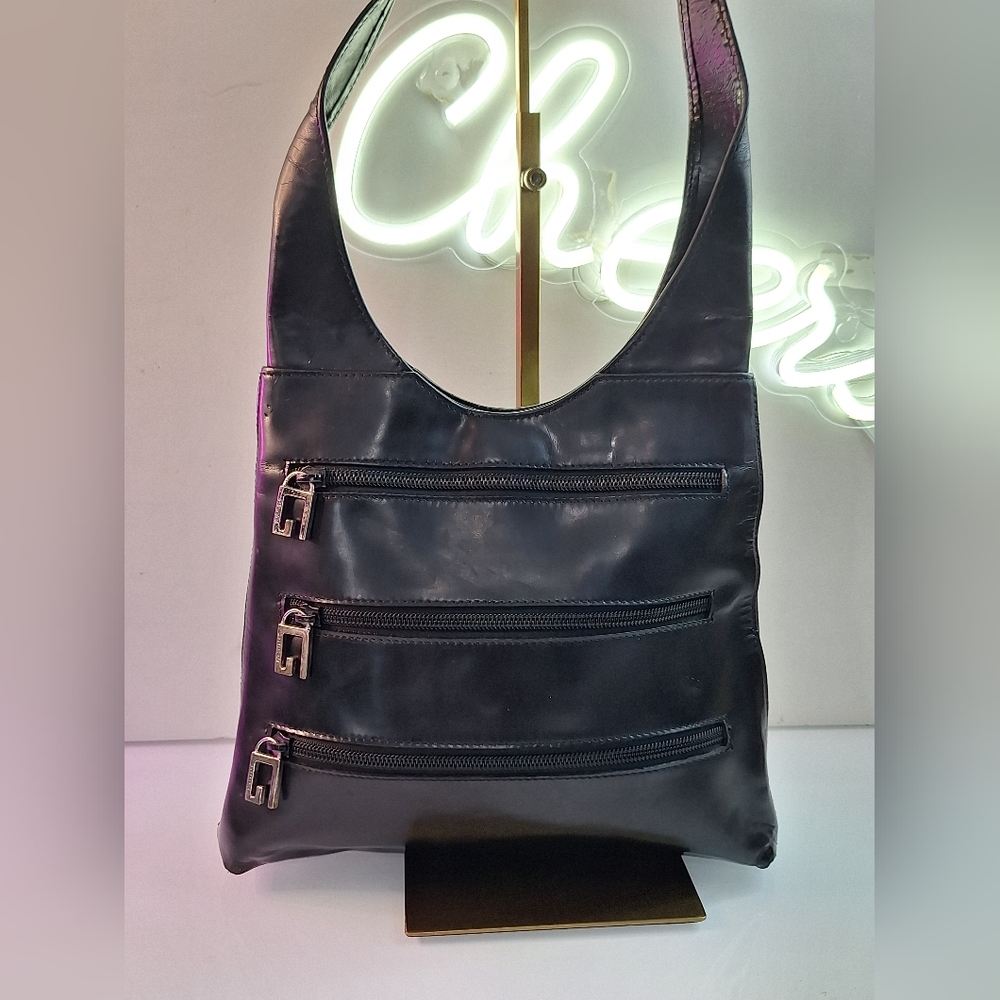 Gucci Black Leather Shoulder Bag